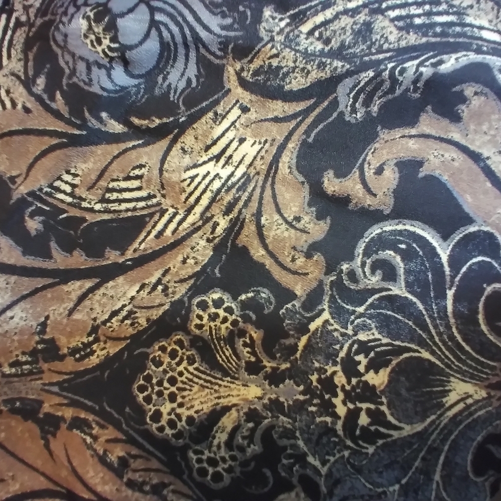 New York & Co Elegant Paisley Women's Top Ruffled Size S. Office Workwear Trip - Picture 3 of 11